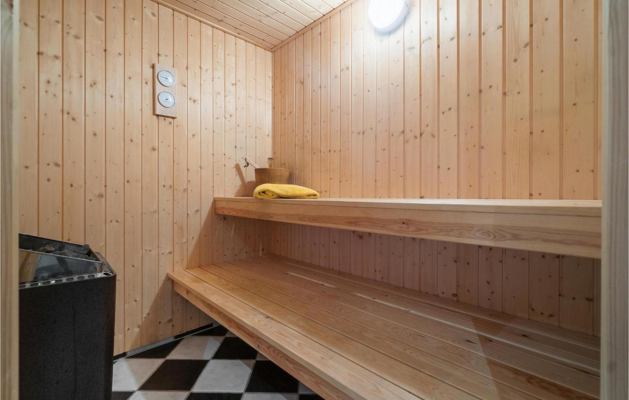 Amazing Home In Hasle With Wifi 외부 사진